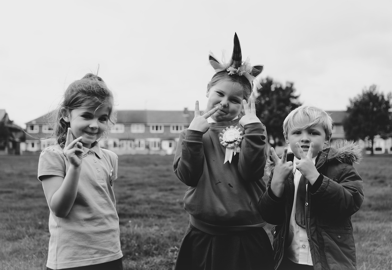 Freude für Waisen: Kunsttherapie für Kinder in Not